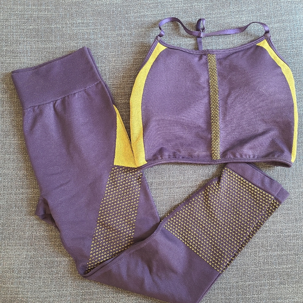 Fabletics Demi Lovato Set